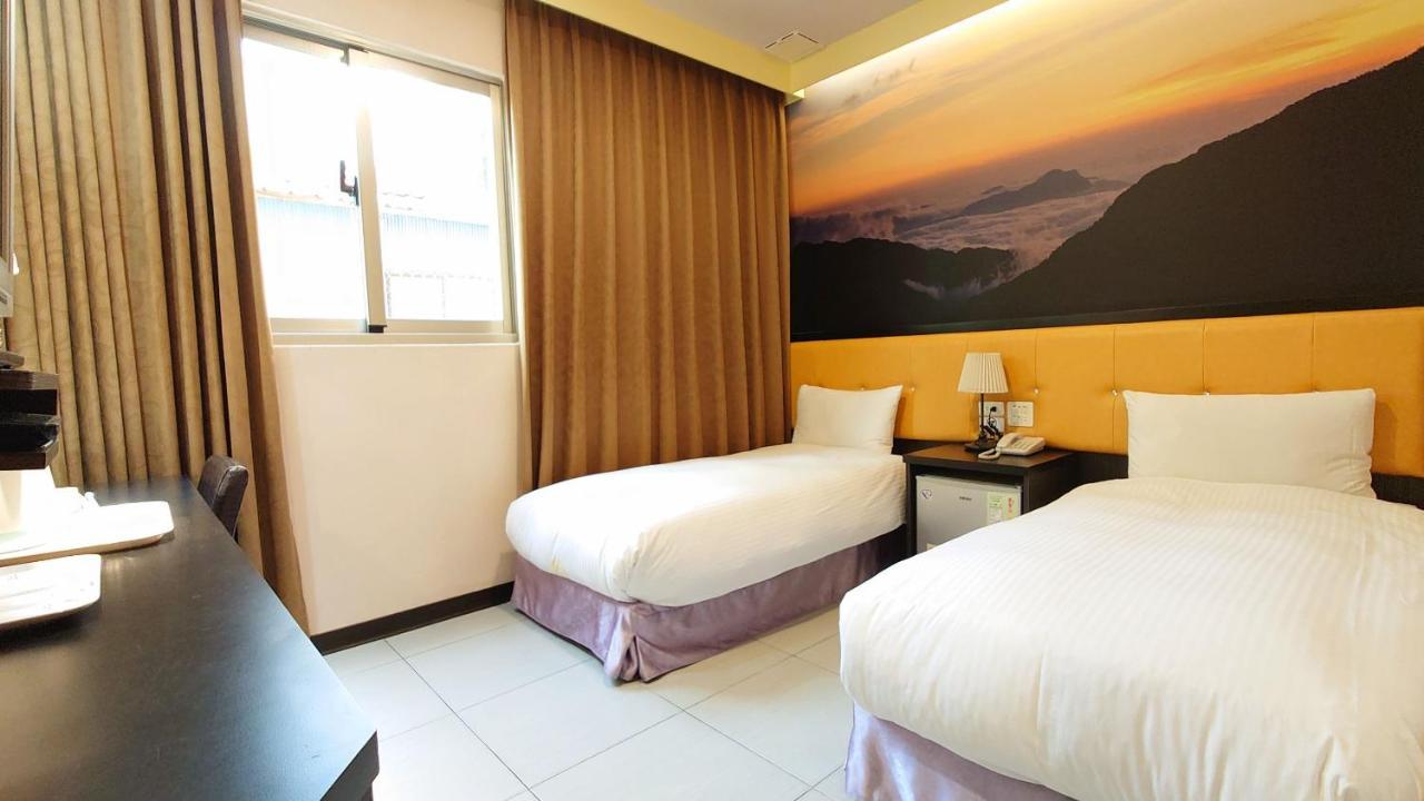 Dongdaemun Boutique Hotel Hualien stad Exteriör bild